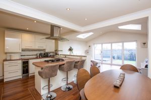 Kitchen/Dining - click for photo gallery